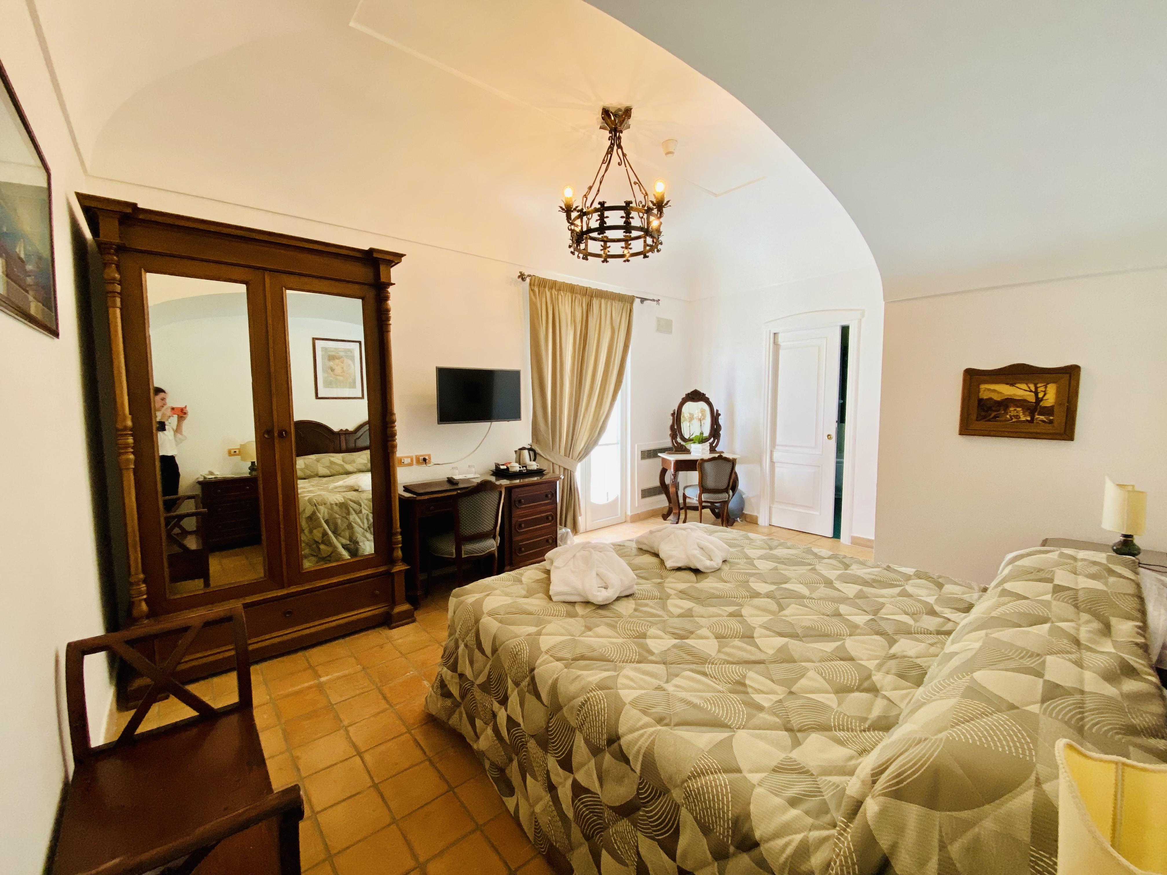 Hotel Oasi Olimpia Relais SantʼAgata sui Due Golfi Exteriér fotografie