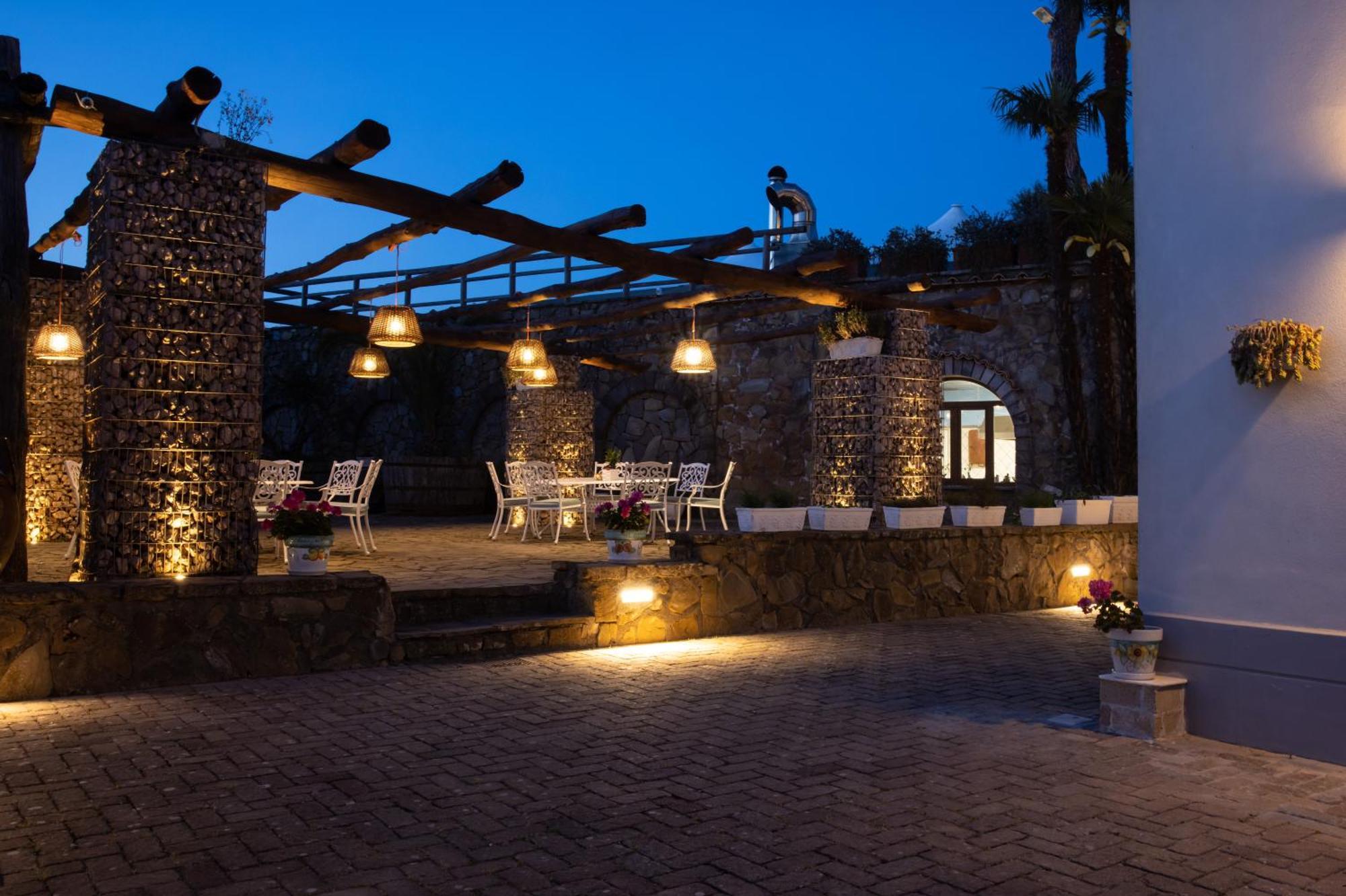 Hotel Oasi Olimpia Relais SantʼAgata sui Due Golfi Exteriér fotografie